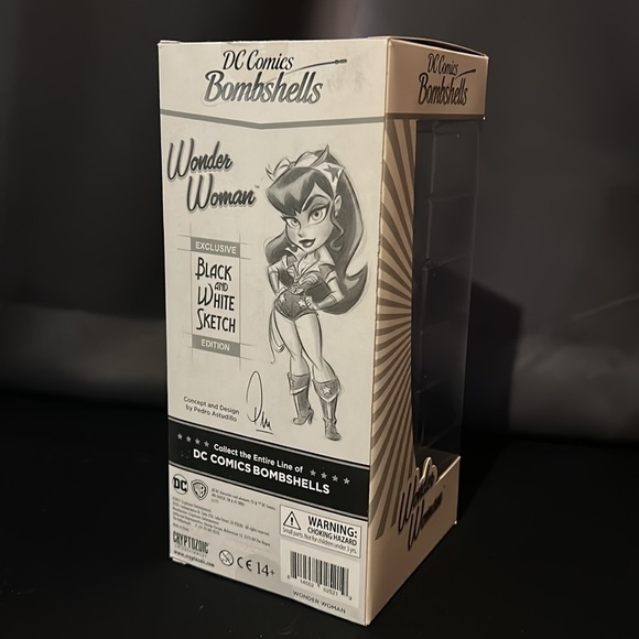 DC Comics Bombshells Black and White sketch Wonder Woman Vinyl figure - Picture 6 of 7